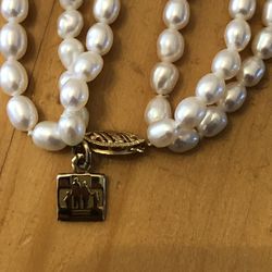 Triple Strand Pearl Necklace W/ Gold Clasp  & charm