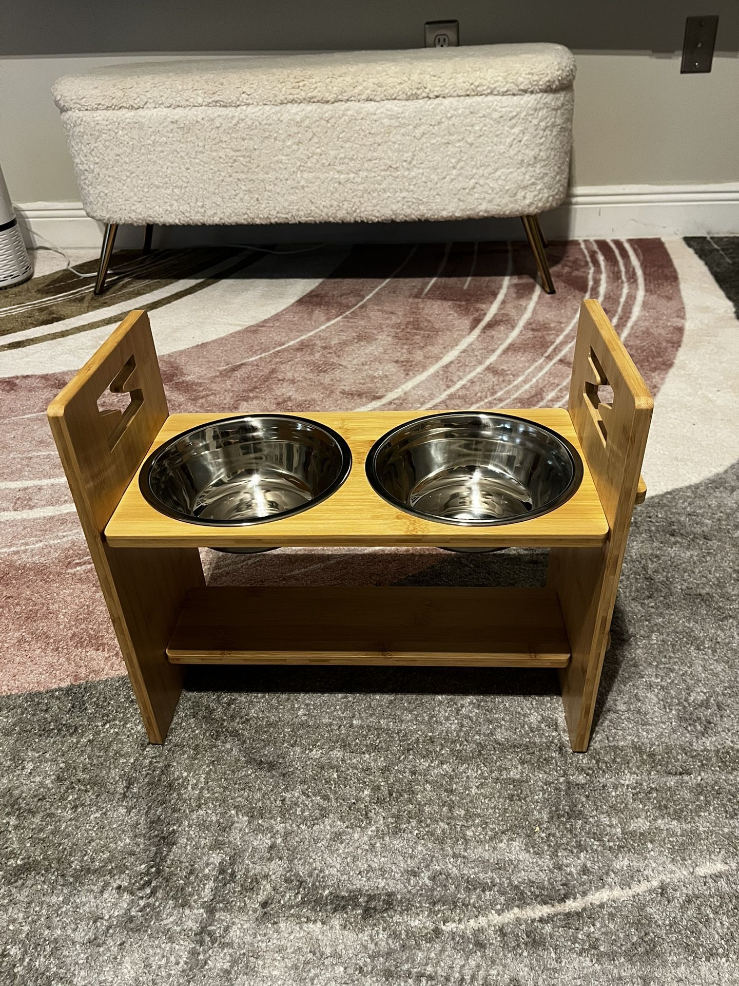 Brand New Elevated Dog Food Bowls Stand Whit Adjustable Height
