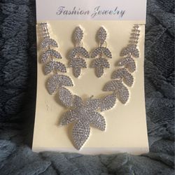 Necklace and Earring Set 