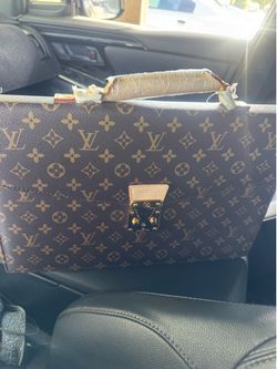 Louis Vuitton Monogram Porte-Documents Senateur
