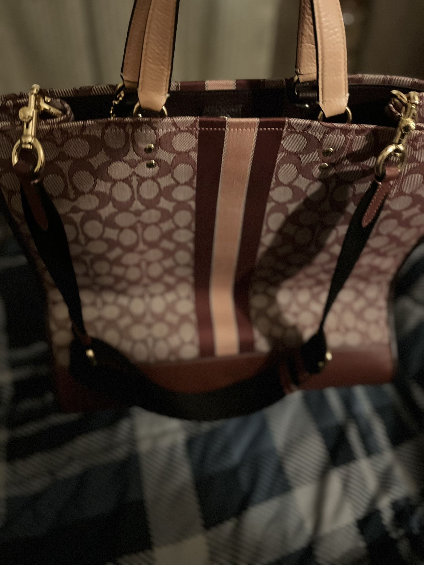 Brand New Coach Tote😍