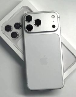 17 Pro Max (2TB)*Brand New iPhone*[UNLOCKED]*