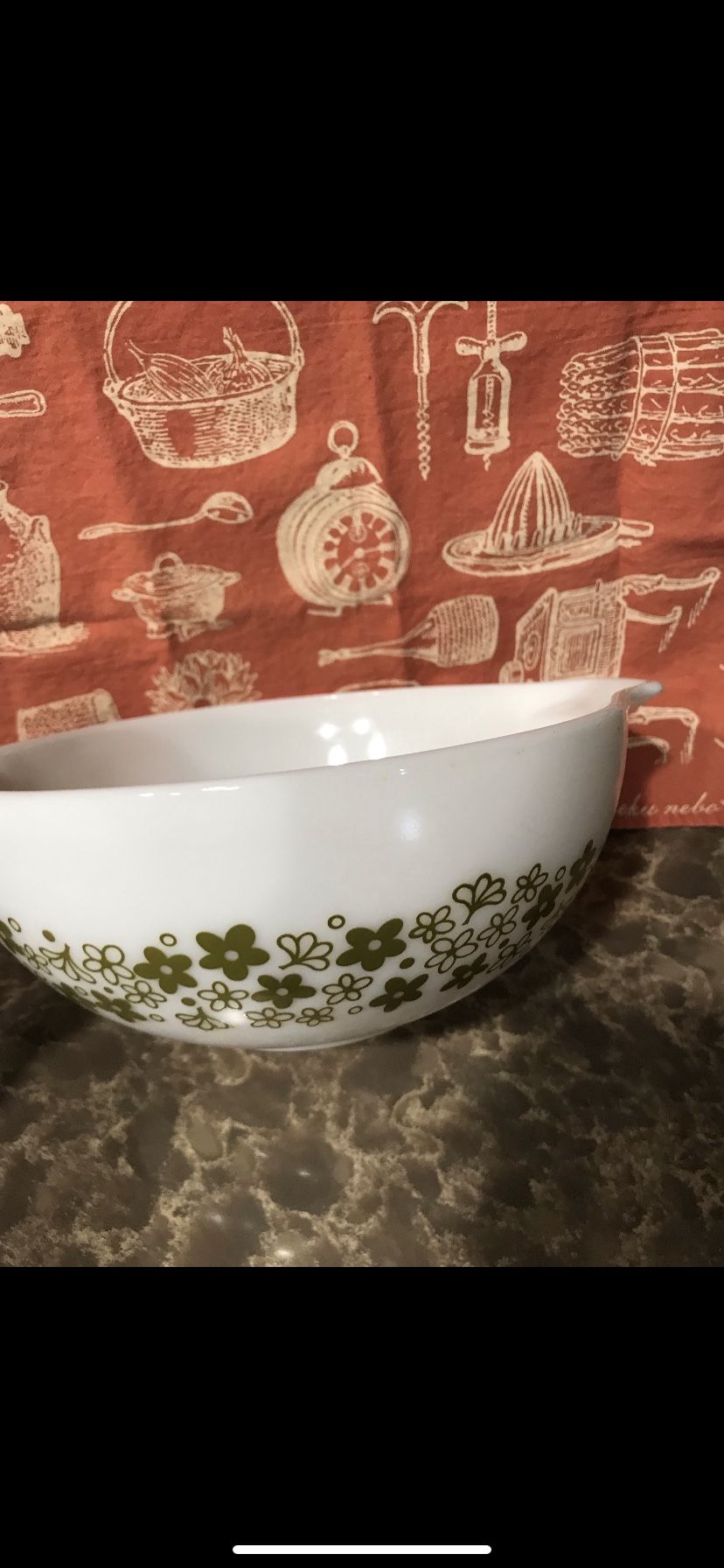Vintage Pyrex Bowls