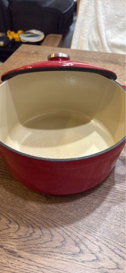 Lodge - Red Enameled Cast Iron Dutch Oven with Lid
