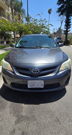2011 Toyota Corolla LE - 112k Miles!