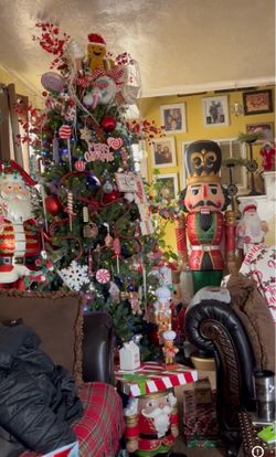 Designer Christmas Tree (1k original price)