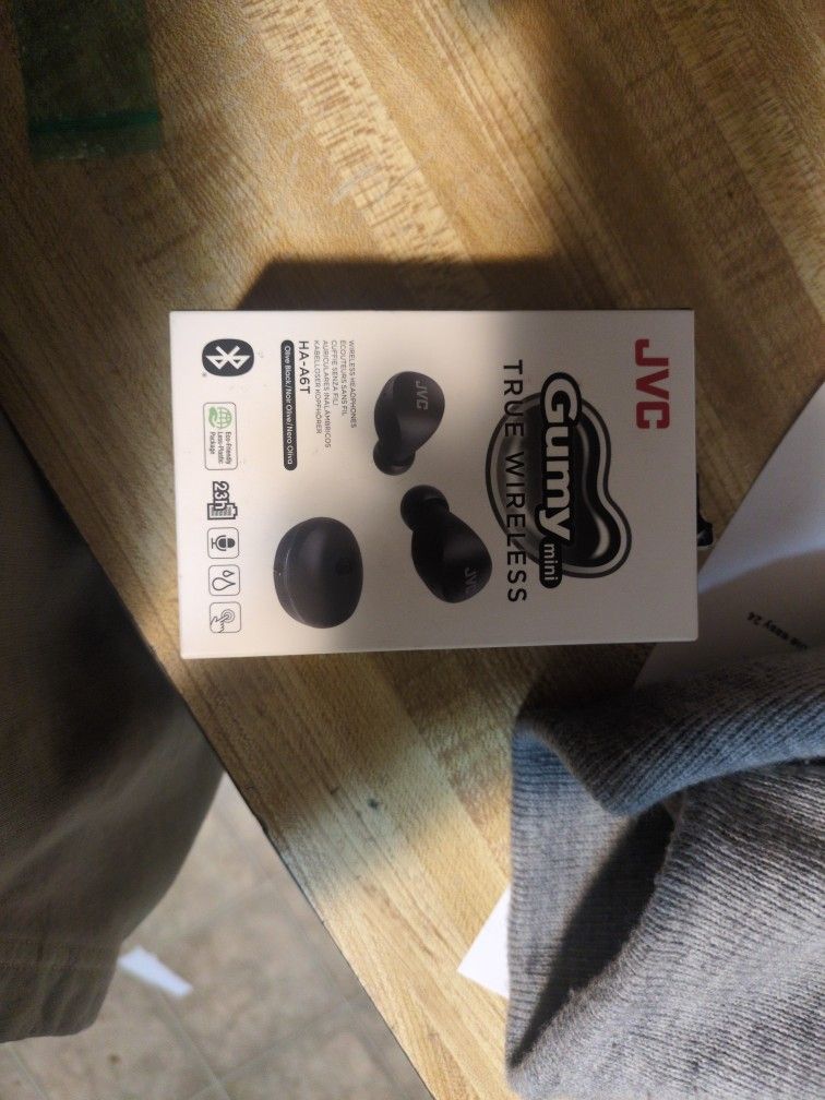 Gummy Mom True Wireless Head Phone JVC