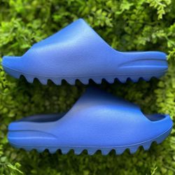 Adidas Yeezy Slide ‘Azure’ (Size 9 x2)