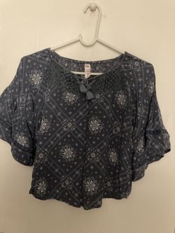 Blusas de niña a $3 Cada una