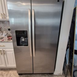 Kenmore Refrigerator 