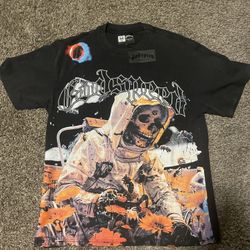 Godspeed Out of many Tee