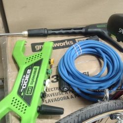 Greenworks Pressure Washer On