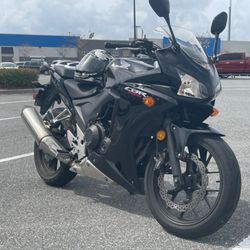 Honda CBR 500R 2OI3