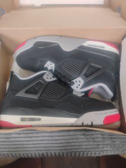 Air Jordan 4s retro (GS) SIZE 4.5