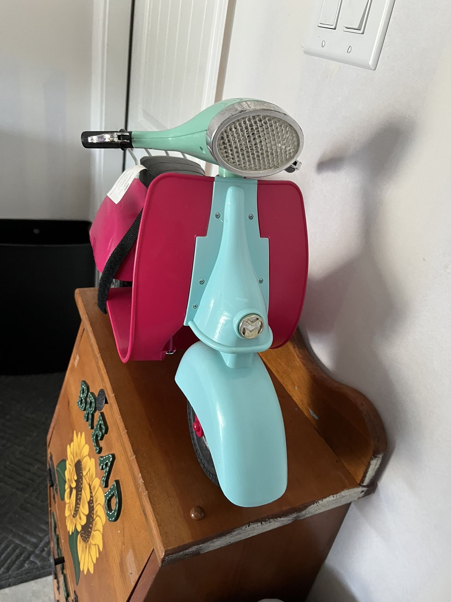 Doll Size Scooter And American Girl Doll Bed 