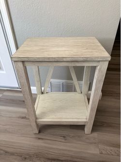 End table