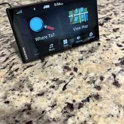 Garmin dēzl 500 GPS