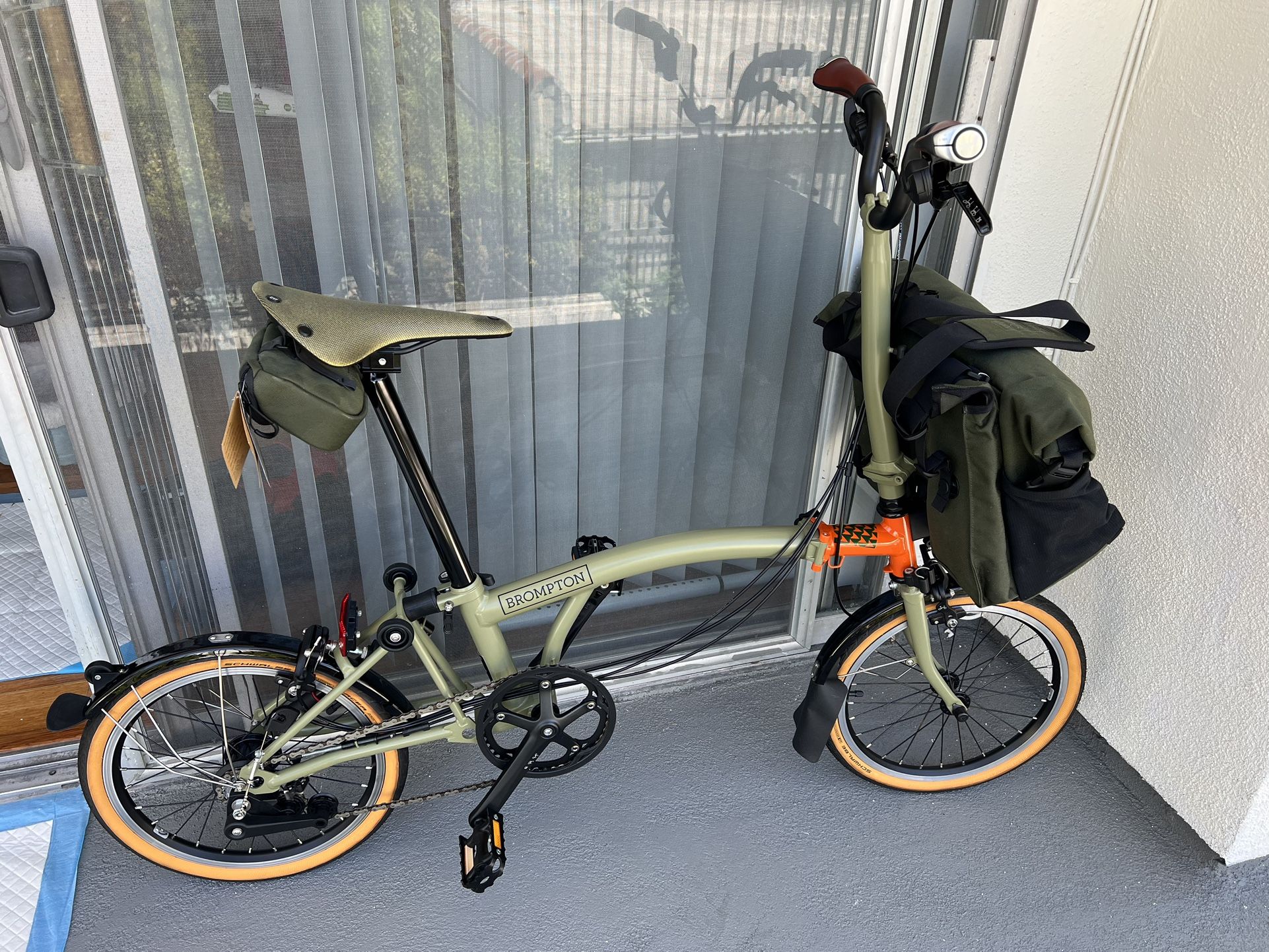 Brompton Limited Edition Explore 6 Speed - Basically New Old Stock