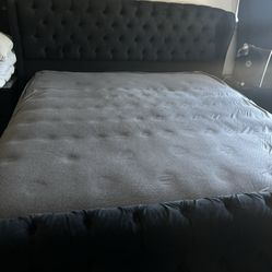 King Size Beautiful Bed Frame 