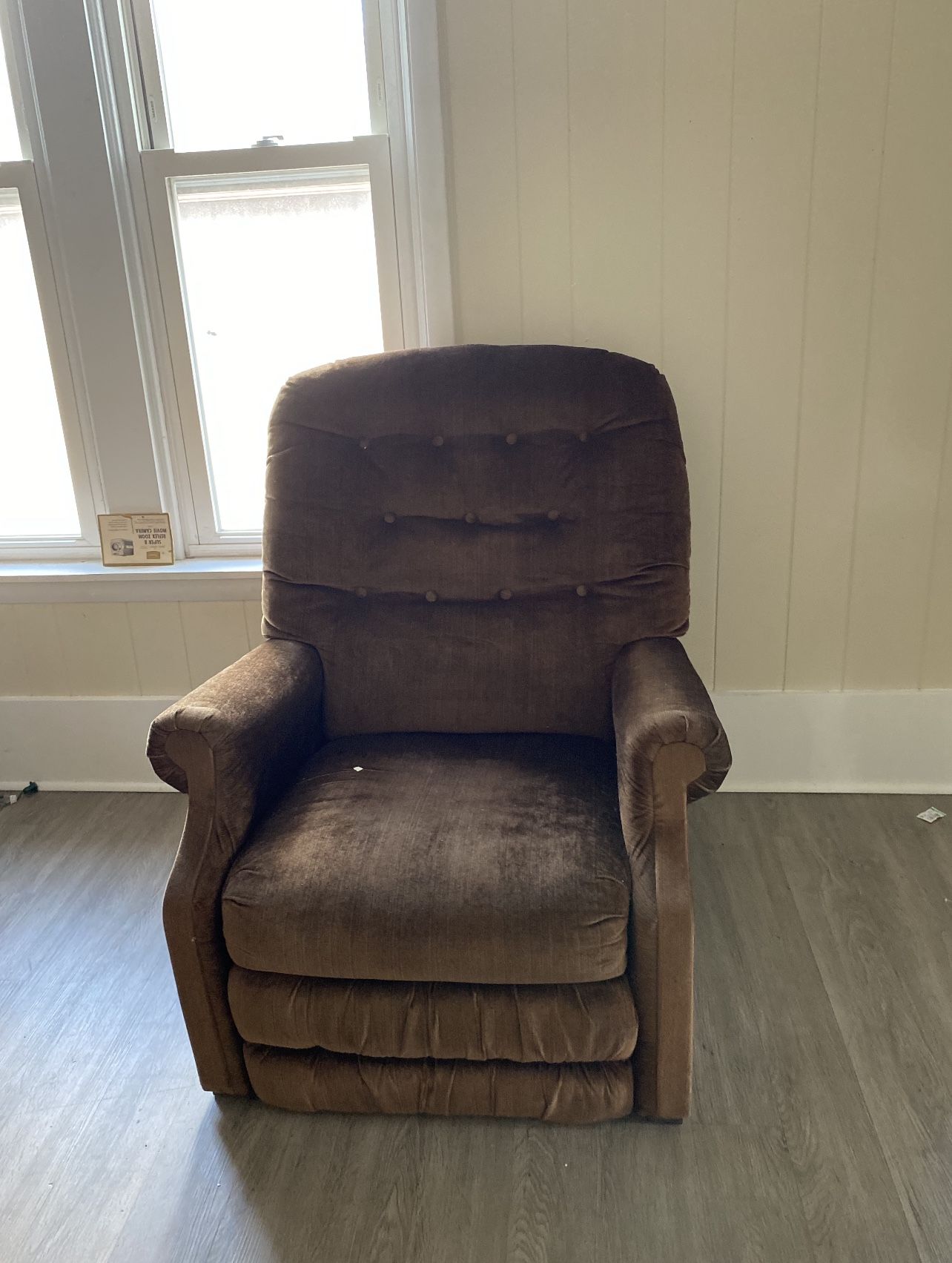 Recliner Brown