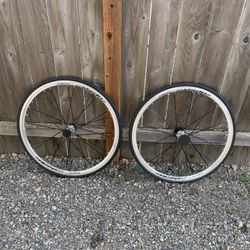 700c Vuelta XRP Lite Road Bike Wheelset – Quick Release – Good Condition