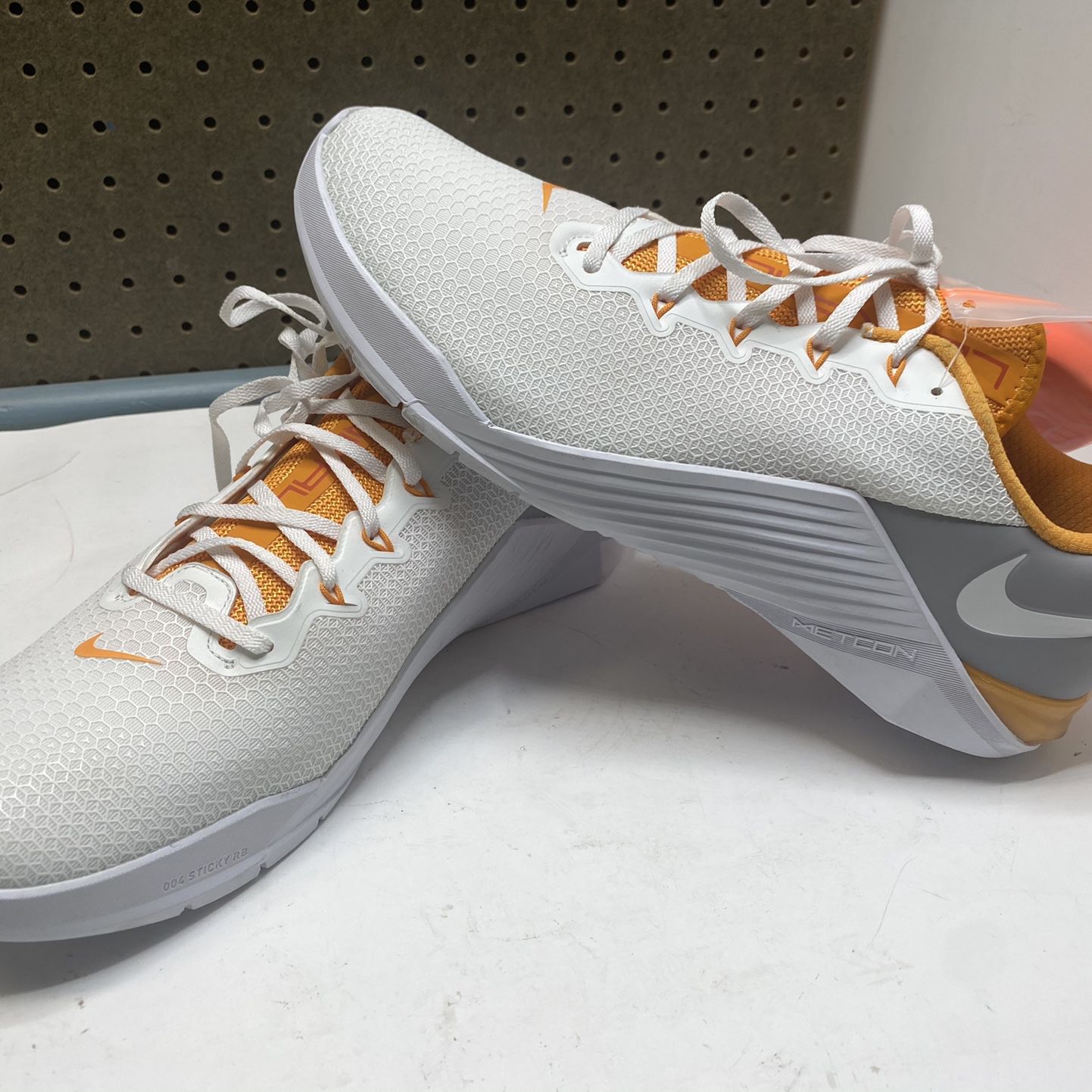 NIKE METCON ID Brunt Orange And White SZ 13 [CJ5613-991] New/Tags/ for Sale in Spring CA - OfferUp