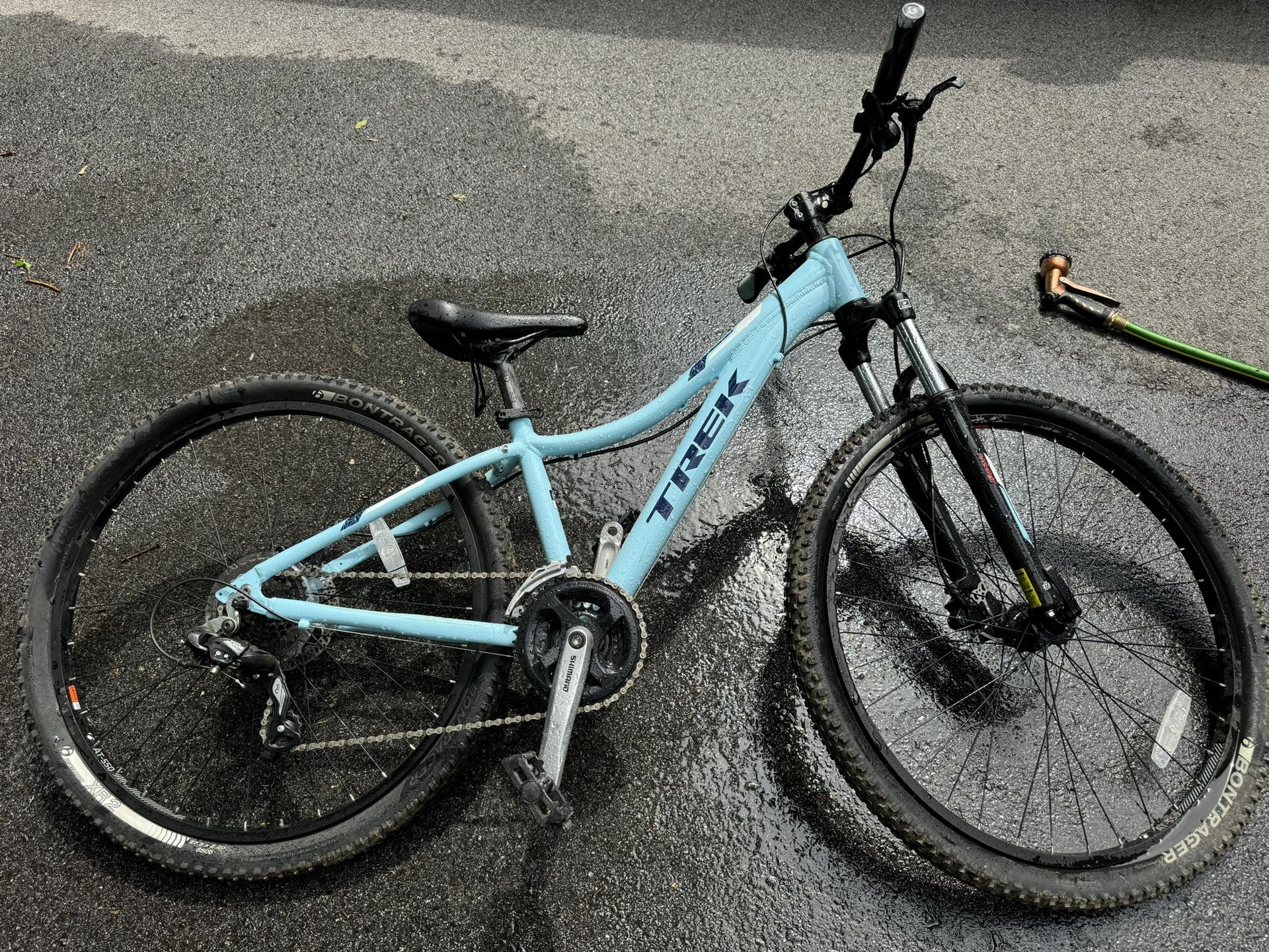 Ladies Trek 27.5 Mountain bike