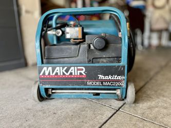 Makita MAC2200 Air Compressor 