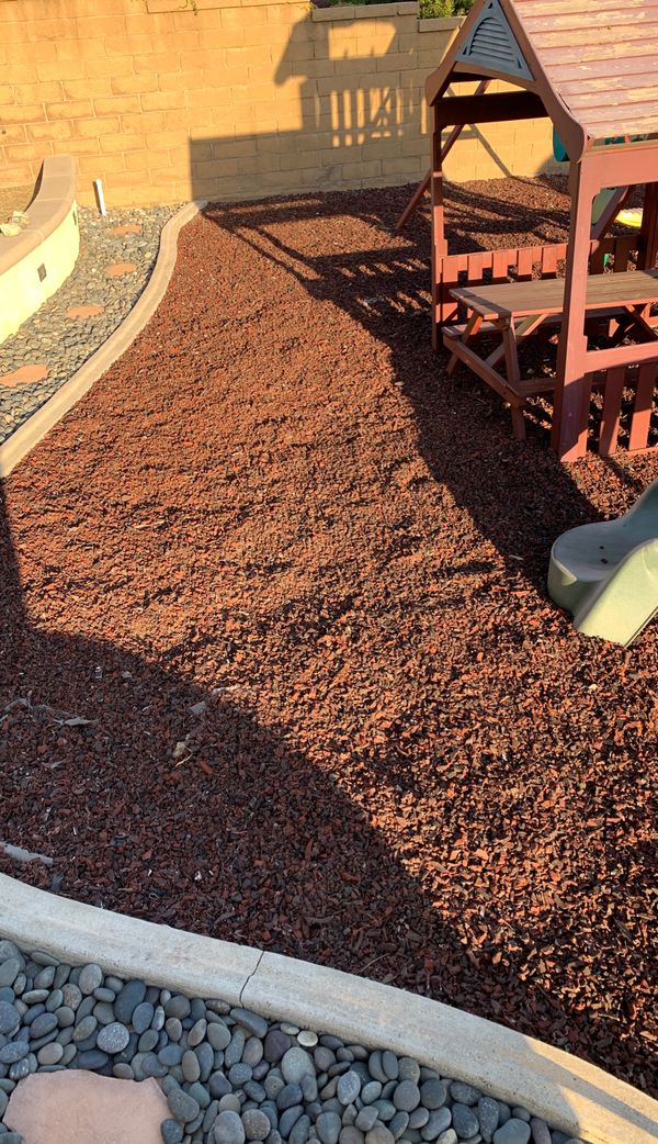 2 1/2 pallets of rubber mulch for Sale in Alta Loma, CA OfferUp