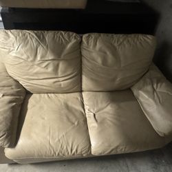 Free couch set