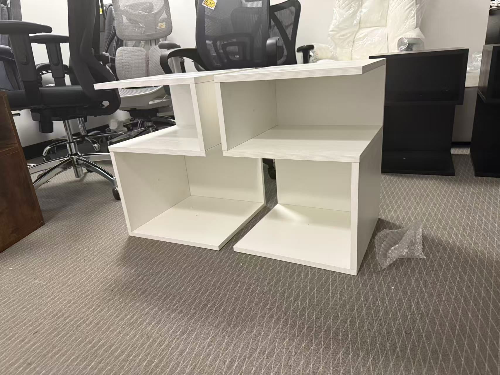 New Makeup Vanity Set of 2, with Mirror and Lights Japanese Style Bedroom Bedside Table