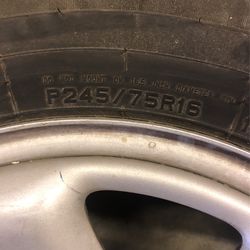 245/75/16 With Wheel