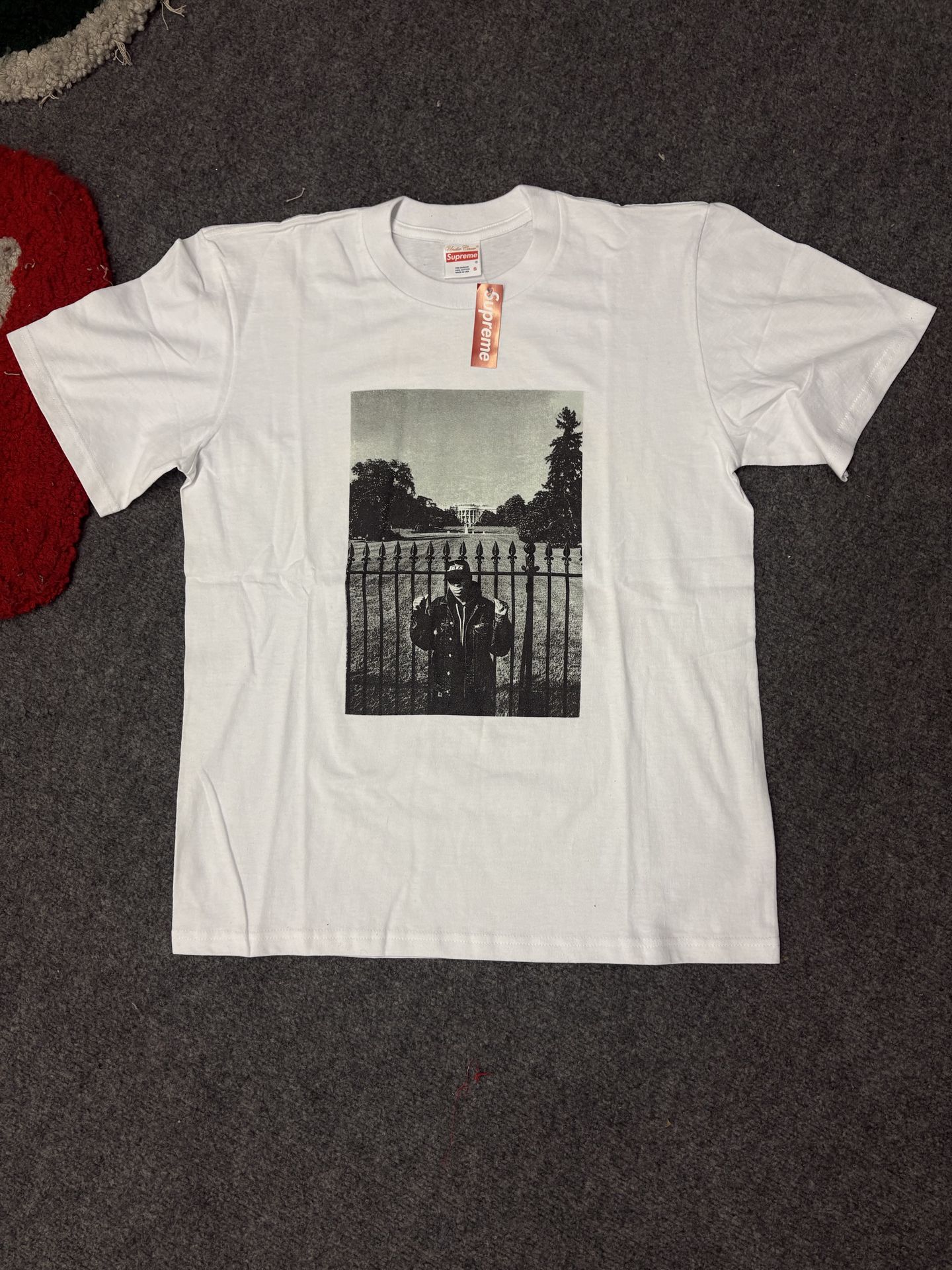 Supreme t-shirt