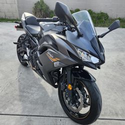 2023 Kawasaki 650