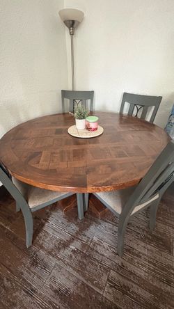 56” solid wood round dinning table