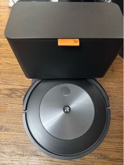 iRobot vacuum with station and camera