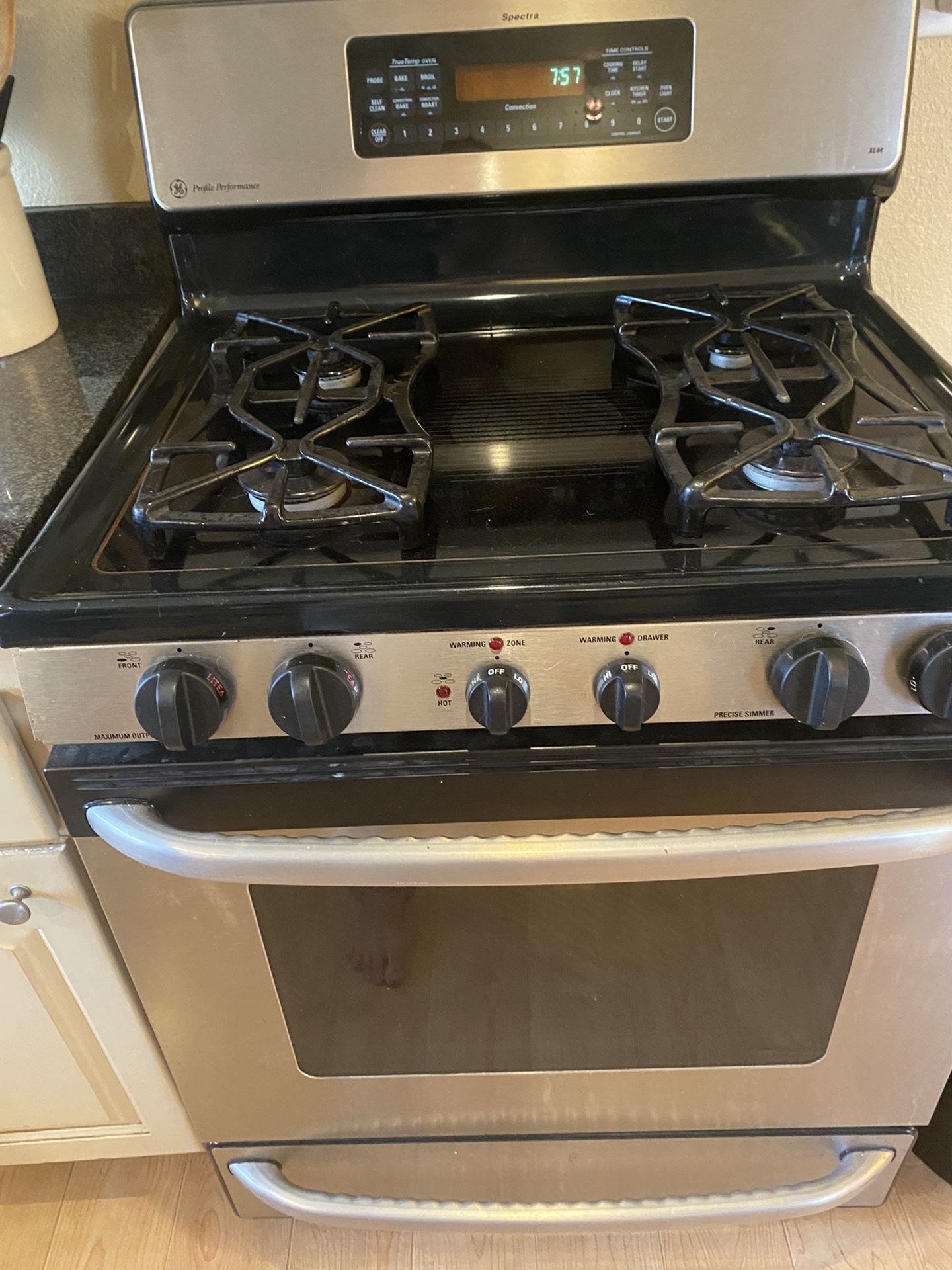GE Spectra Profile Gas Stove for Sale in Garden Grove, CA OfferUp
