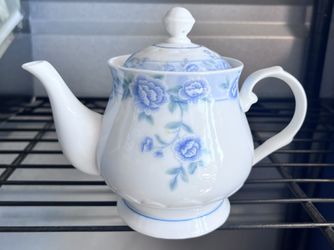 Chao-An Fine Bone China Teapot – Blue Floral Design | Microwave Safe, Brand New