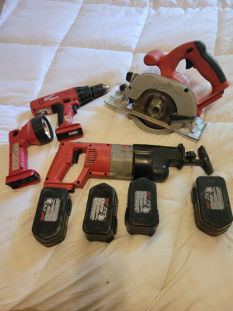 Milwaukee Tool Bundle With Batteries
