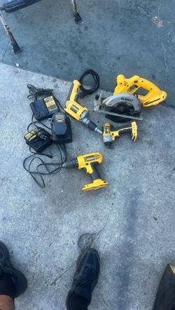 Dewalt