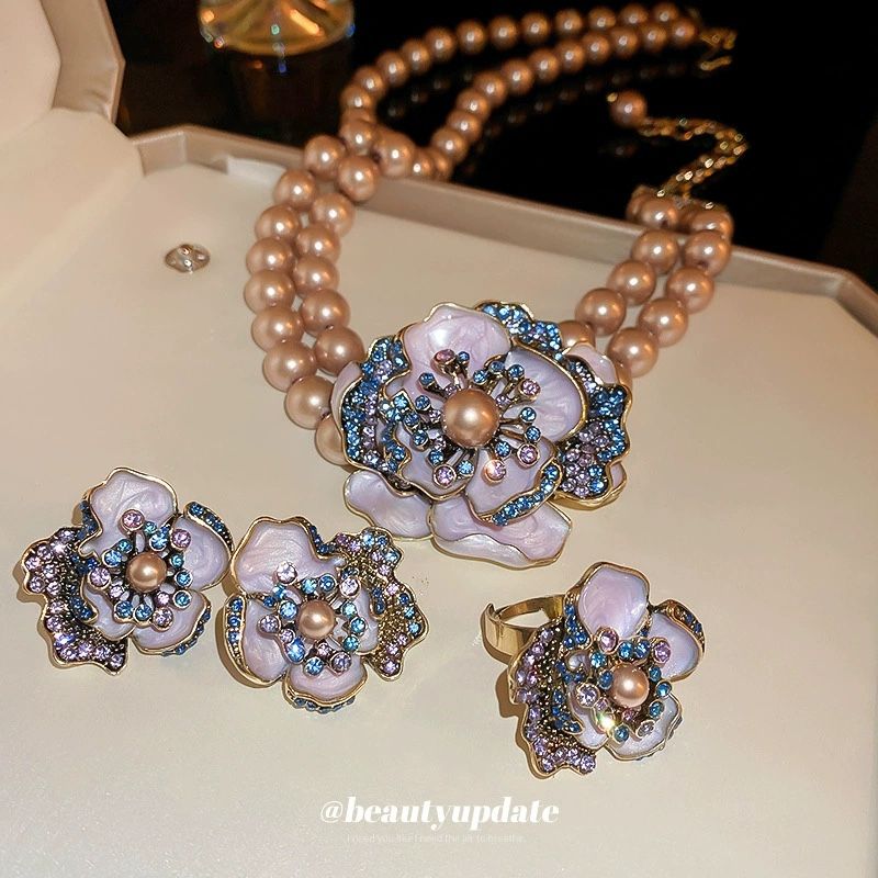 Vintage diamond pearl flower necklace, earrings and ring set, palace style retro temperament clavicle chain French accessories