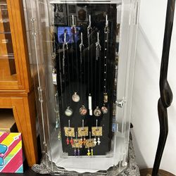 Acrylic Spinning Display Case With Extra Hooks & Key