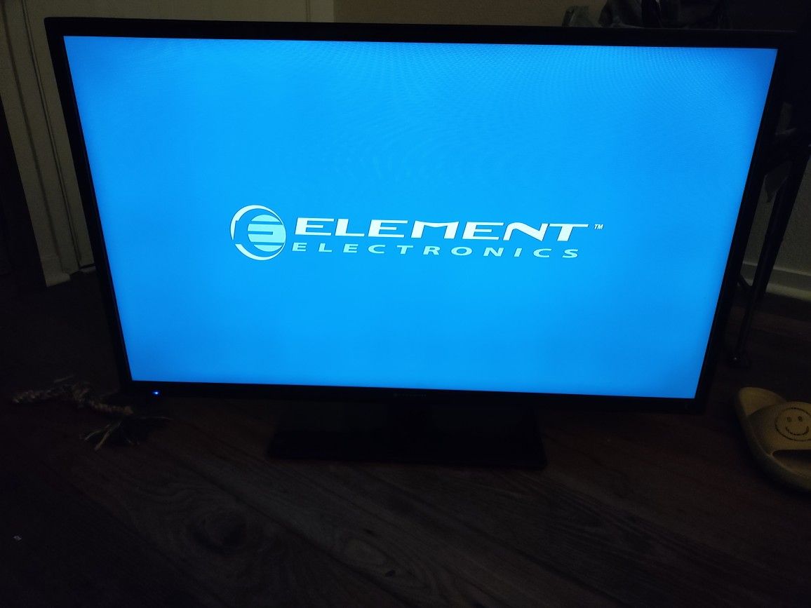 Element 40" Flat Screen Tv