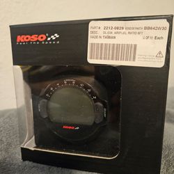 Koso DL-03A, Sinco tech 52mm oil temp gauge, Glowshift, Greddy profec electronic boost controller