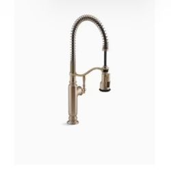 SINGLE PULL DOWN GOOSENECK FAUCET