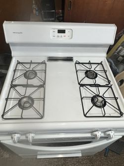 Frigidaire Gas Stove
