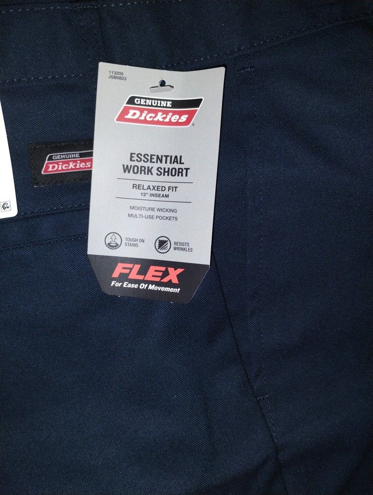 BRAND NEW DICKIES PANTS