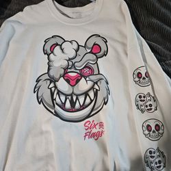 Six Flags Sweatshirt 