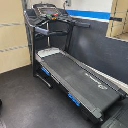 Nautilus T618 Treadmill