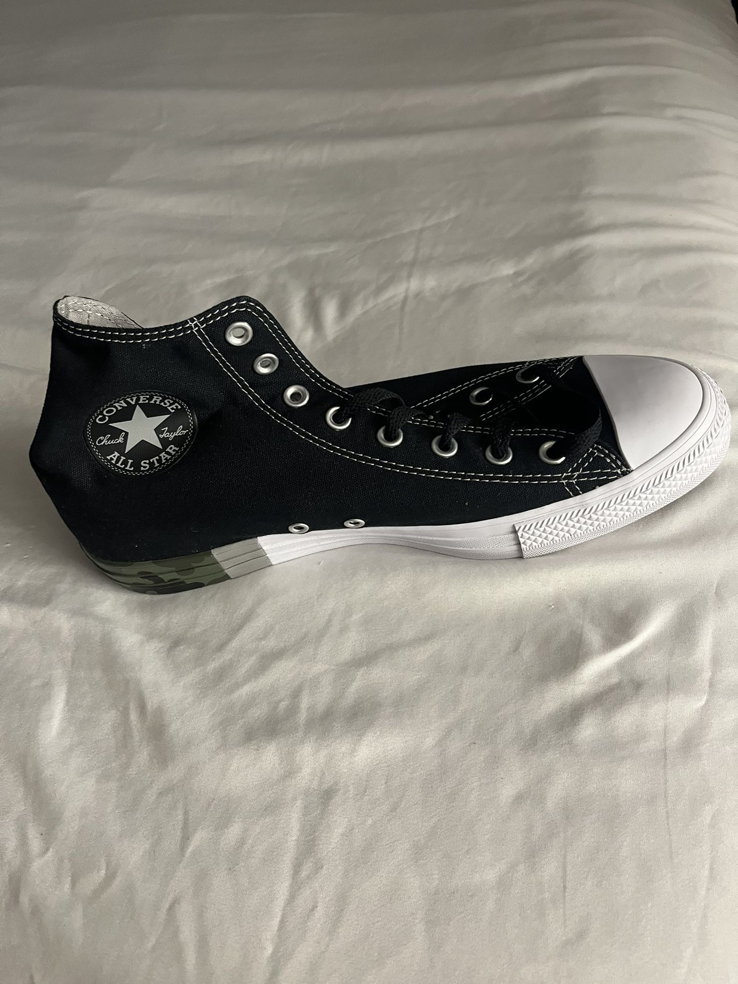 Converse Hi Shoes Brand New Size 10 